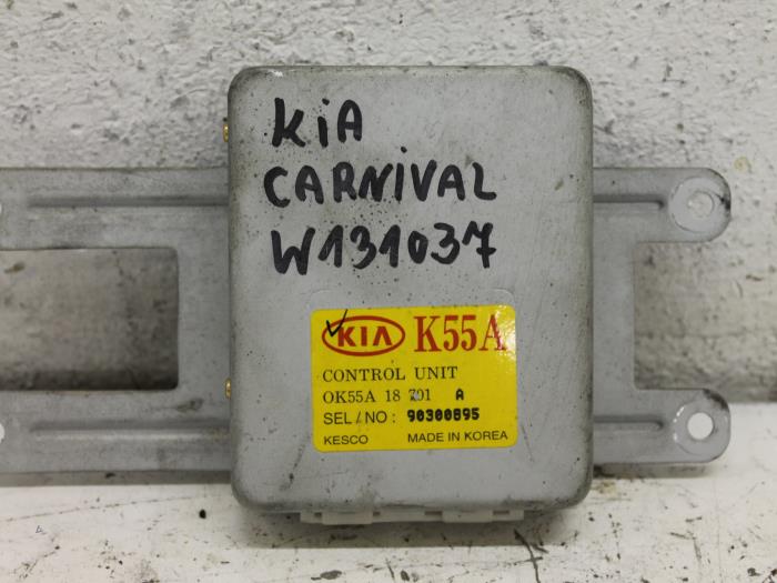 Ordenador de gestión de motor de un Kia Carnival 1 (FLB) 2.9 TD 16V 2001