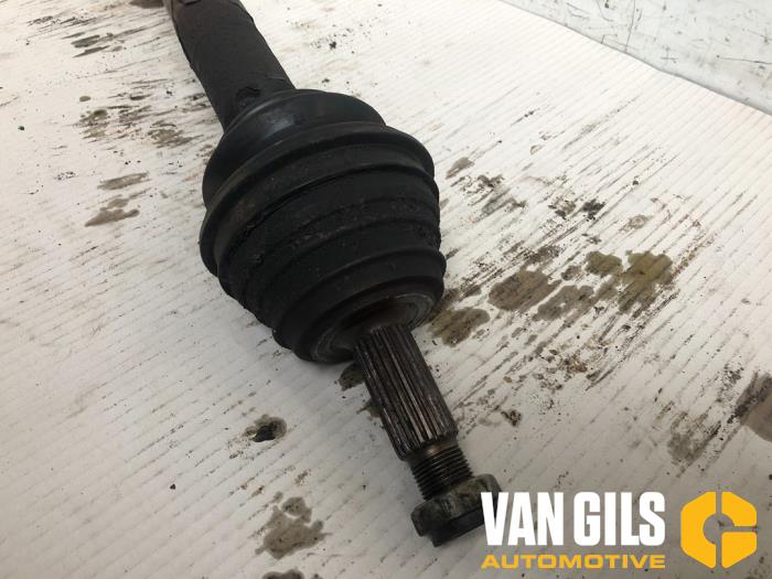 Front drive shaft, right from a Seat Cordoba Vario Facelift (6K5) 1.9 TDi Stella,Signo 2002