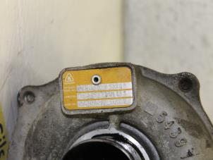 Turbo van een Renault Megane II Grandtour (KM) 1.5 dCi 80 2005