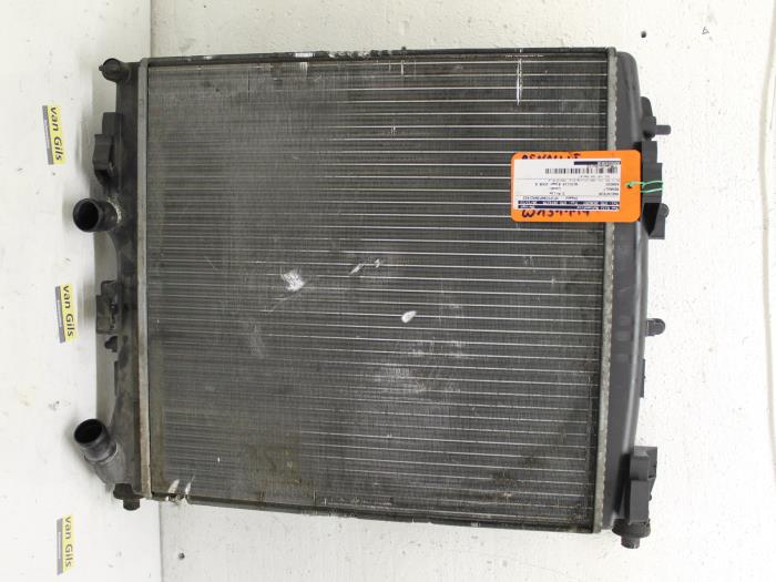 Usagé Radiateur Renault Kangoo Express (FC) 1.5 dCi 60 Prix € 65,00 Règlement à la marge proposé par Van Gils Automotive