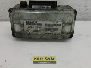 Usados Ordenador de caja automática Renault Espace (JK) 3.0 dCi V6 24V Precio € 100,00 Norma de margen ofrecido por Van Gils Automotive