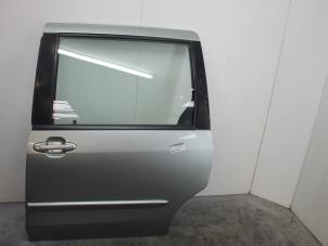 Używane Drzwi przesuwne lewe Mazda MPV (LW19/69) 2.0 CiTD 16V Cena € 199,00 Procedura marży oferowane przez Van Gils Automotive