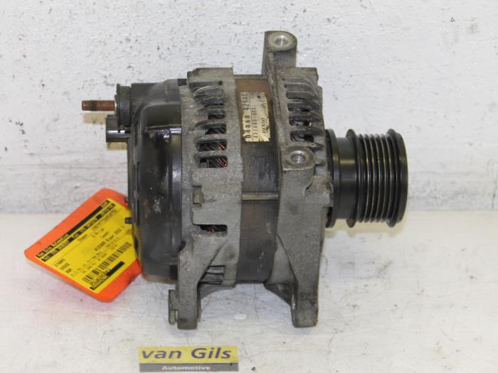 Begagnade Dynamo Dodge RAM Pris € 75,00 Marginaltabell erbjuds av Van Gils Automotive