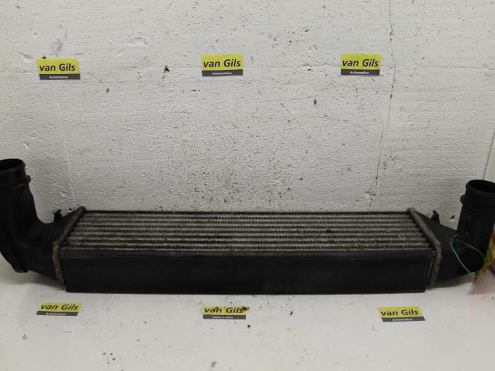 Usados Intercooler BMW 3 serie Touring (E46/3) 320d 16V Precio € 60,00 Norma de margen ofrecido por Van Gils Automotive