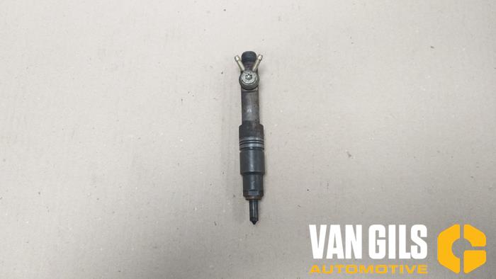 Usagé Injecteurs Volvo V70 (SW) 2.5 D Prix € 65,00 Règlement à la marge proposé par Van Gils Automotive