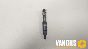 Usagé Injecteur (diesel) Volvo V70 (SW) 2.5 D Prix € 65,00 Règlement à la marge proposé par Van Gils Automotive