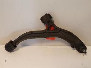 Used Front lower wishbone, right Chrysler Voyager/Grand Voyager (RG) 2.4 16V Price € 40,00 Margin scheme offered by Van Gils Automotive