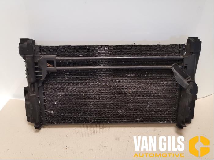 Air conditioning radiator from a BMW 3 serie Touring (E46/3) 320d 16V 2005