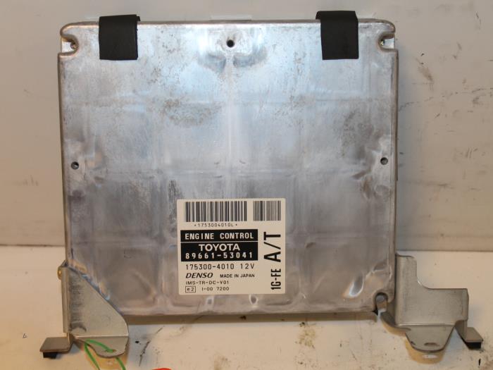 Used Engine management computer Lexus IS (E2) 200 2.0 24V Price € 150,00 Margin scheme offered by Van Gils Automotive