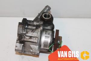 Used Power steering pump BMW 3 serie Touring (E91) 318d 16V Price € 60,00 Margin scheme offered by Van Gils Automotive
