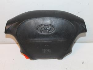 Usados Airbag izquierda (volante) Hyundai H-1/H-200 2.5 Tdi Precio € 75,00 Norma de margen ofrecido por Van Gils Automotive