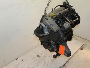 Engine from a Renault Laguna I Grandtour (K56) 1.9 dTi 2000