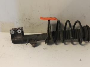 Used Front shock absorber rod, left Peugeot 307 SW (3H) 2.0 HDi 90 Price € 75,00 Margin scheme offered by Van Gils Automotive