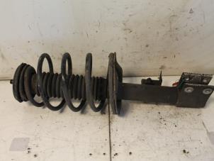 Used Front shock absorber rod, left Peugeot 307 (3A/C/D) 2.0 HDi 110 FAP Price € 75,00 Margin scheme offered by Van Gils Automotive