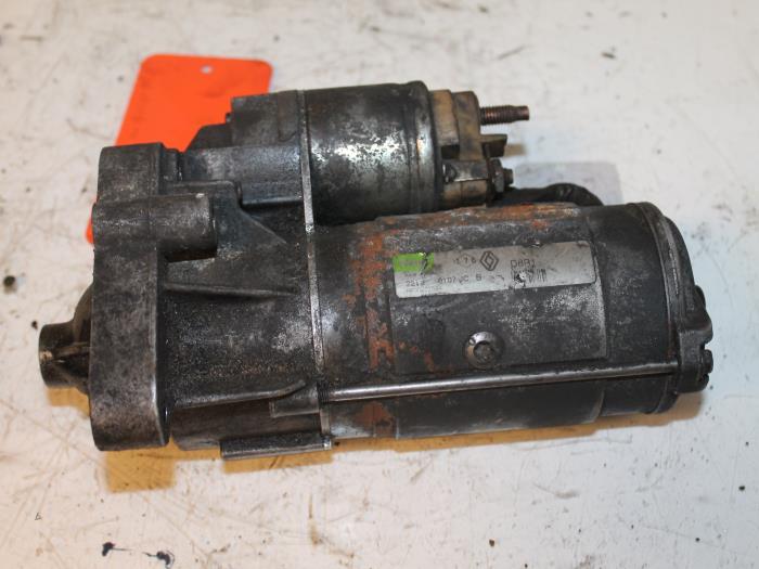 Begagnade Startmotor Renault Laguna II Grandtour (KG) 2.2 dCi 150 16V Pris € 35,00 Marginaltabell erbjuds av Van Gils Automotive