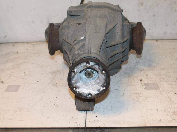 Rear differential from a Porsche Cayenne (9PA) 4.5 V8 32V Turbo 2006