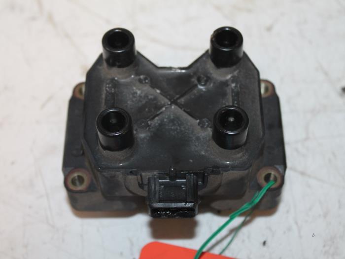 Usagé Bobine Fiat Brava (182B) 1.2 16V Prix € 30,00 Règlement à la marge proposé par Van Gils Automotive