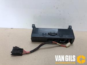 Affichage intérieur d'un Suzuki Ignis (FH)  2002