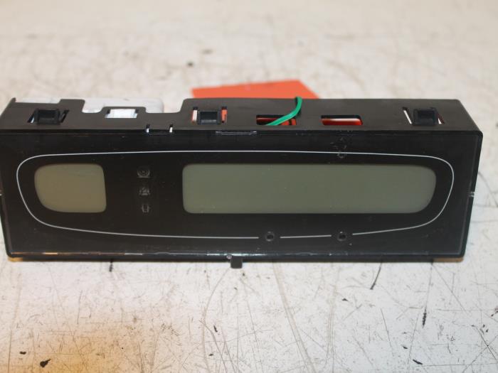 Begagnade Innerdisplay Renault Laguna II Grandtour (KG) 1.9 dCi 100 Pris € 35,00 Marginaltabell erbjuds av Van Gils Automotive