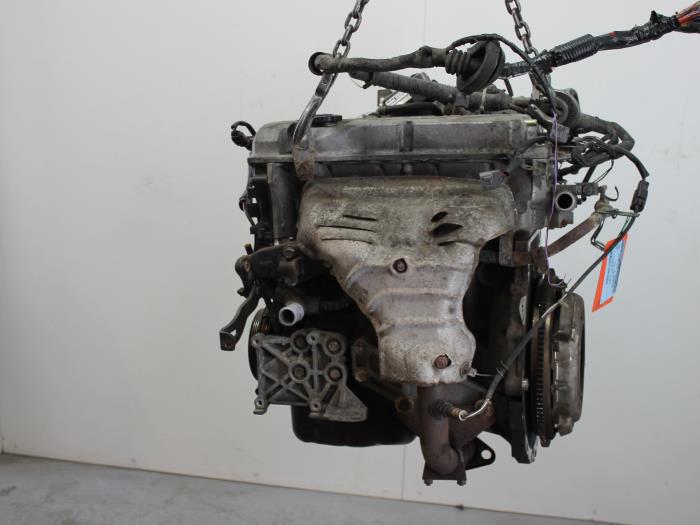 Engine from a Mazda 323 Fastbreak (BJ14) 1.5 LX,GLX 16V 2000