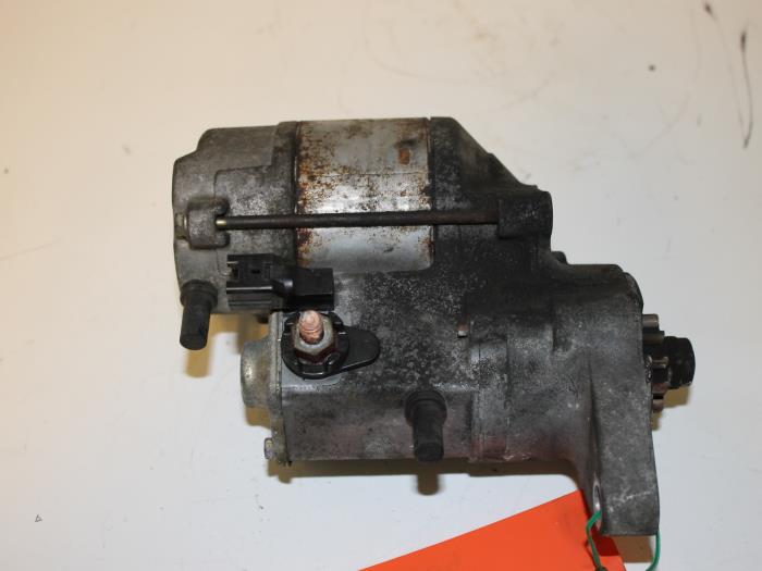 Begagnade Startmotor Toyota Yaris Verso (P2) 1.4 D-4D Pris € 35,00 Marginaltabell erbjuds av Van Gils Automotive