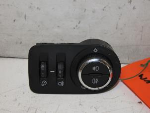 Used Light switch Opel Corsa D 1.3 CDTi 16V ecoFLEX Price € 30,00 Margin scheme offered by Van Gils Automotive