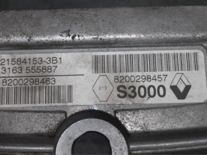 Used Engine management computer Renault Megane II Grandtour (KM) 1.6 16V Price € 150,00 Margin scheme offered by Van Gils Automotive
