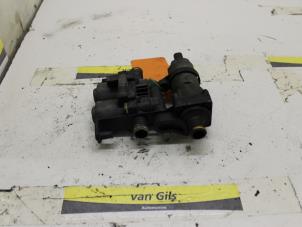 Used Electric heater valve BMW 5 serie Touring (E39) 525tds Price € 35,00 Margin scheme offered by Van Gils Automotive