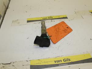 Used Ignition coil Volkswagen Polo IV (9N1/2/3) 1.4 16V Price € 30,00 Margin scheme offered by Van Gils Automotive