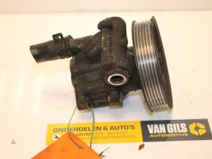 Usados Bomba de dirección asistida Audi A3 (8L1) 1.9 TDI 90 Precio € 60,00 Norma de margen ofrecido por Van Gils Automotive