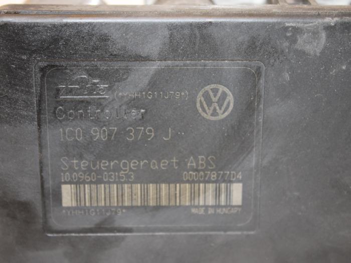 Gebrauchte ABS Pumpe Volkswagen Golf IV (1J1) 1.9 TDI Preis € 25,00 Margenregelung angeboten von Van Gils Automotive