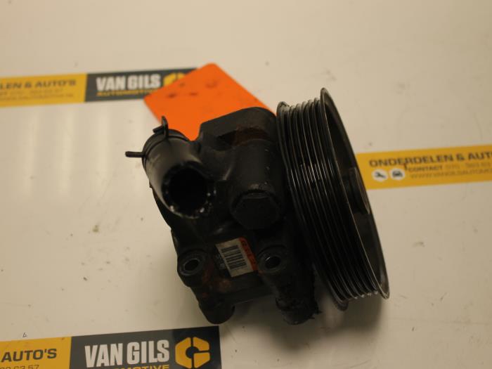 Usagé Pompe direction assistée Ford Focus 1 1.8 TDCi 115 Prix € 60,00 Règlement à la marge proposé par Van Gils Automotive