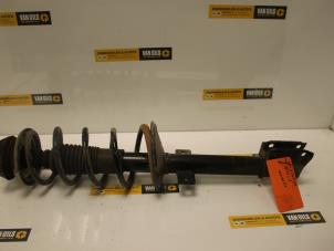 Used Rear shock absorber rod, left Dacia Duster (HS) 1.6 16V 4x4 Price € 92,00 Margin scheme offered by Van Gils Automotive