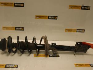 Used Rear shock absorber rod, right Dacia Duster (HS) 1.6 16V 4x4 Price € 92,00 Margin scheme offered by Van Gils Automotive