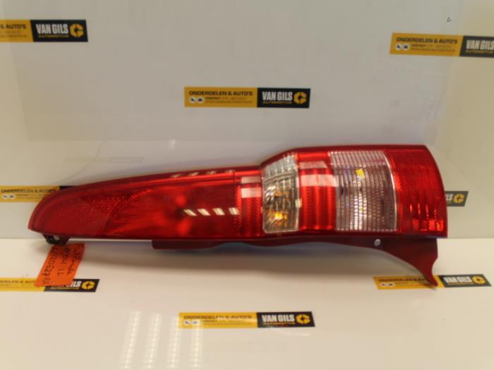 Taillight, right from a Fiat Panda (169) 1.2 Fire 2004