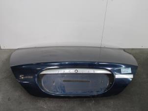 Usagé Hayon arrière Jaguar S-type (X200) 3.0 V6 24V Prix € 100,00 Règlement à la marge proposé par Van Gils Automotive