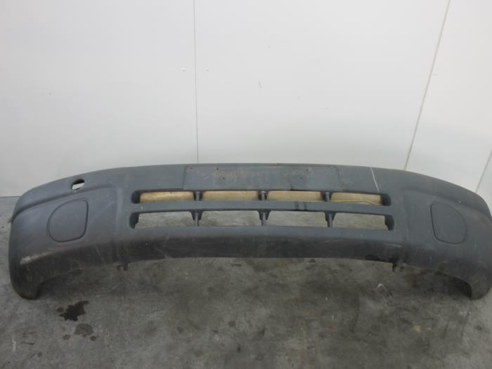 Front bumper from a Renault Master 2003