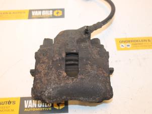 Used Front brake calliper, left Fiat Doblo (223A/119) 1.9 JTD Price € 70,00 Margin scheme offered by Van Gils Automotive