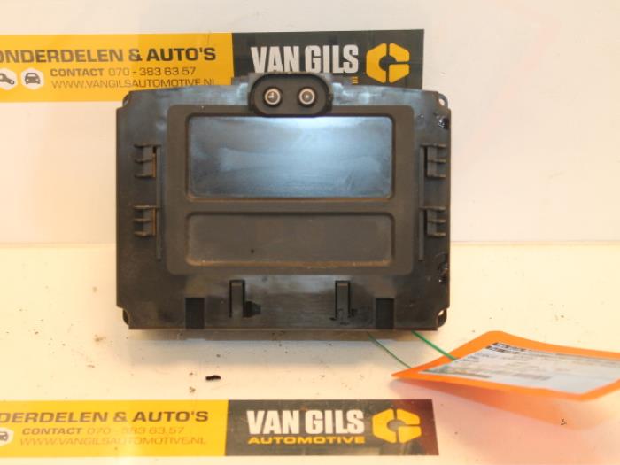 Begagnade Innerdisplay Opel Zafira (F75) 1.8 16V Pris € 35,00 Marginaltabell erbjuds av Van Gils Automotive