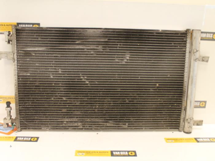 Usagé Radiateur clim Opel Astra J (PC6/PD6/PE6/PF6) 2.0 CDTI 16V 165 Ecotec Prix € 87,00 Règlement à la marge proposé par Van Gils Automotive