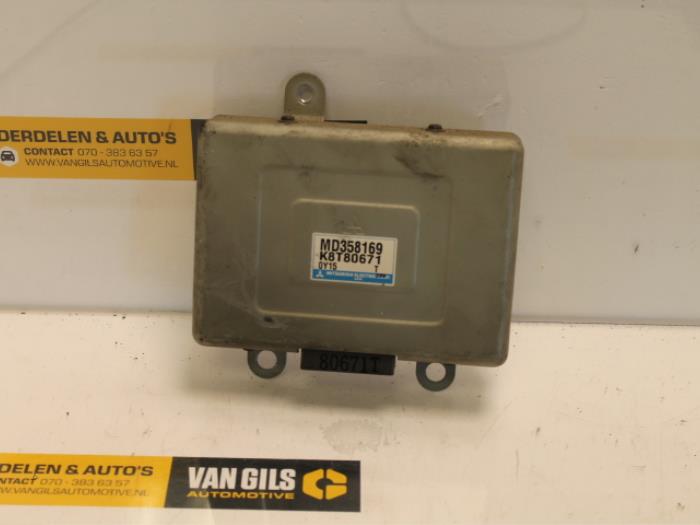 Used Engine management computer Mitsubishi L-400 2.5 TD Price € 150,00 Margin scheme offered by Van Gils Automotive