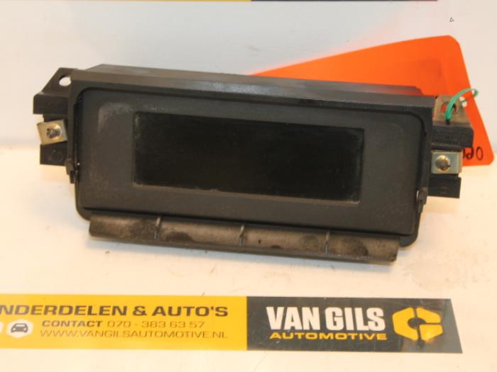 Begagnade Innerdisplay Opel Vivaro 1.9 DI Pris € 35,00 Marginaltabell erbjuds av Van Gils Automotive