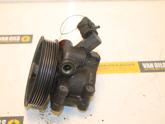 06 Ford Focus Power Steering Pump Power steering pump Ford Focus I Wagon 1.8 TDdi - C9DA