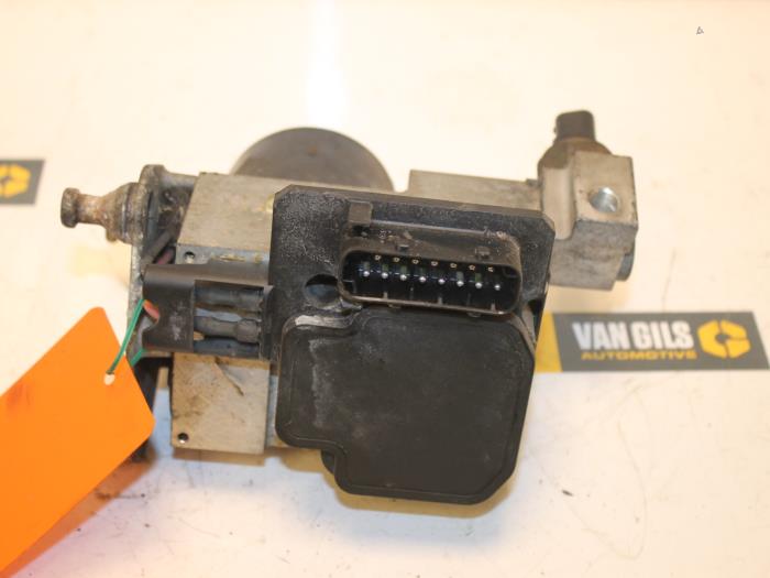 Gebrauchte ABS Pumpe Mercedes A (W168) 1.7 A-170 CDI 16V Preis € 25,00 Margenregelung angeboten von Van Gils Automotive