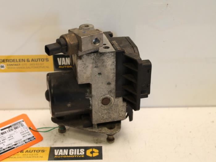 Begagnade ABS-pump Mercedes A (W168) 1.6 A-160 Pris € 25,00 Marginaltabell erbjuds av Van Gils Automotive