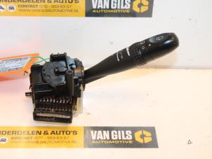Gebrauchte Scheibenwischer Schalter Kia Picanto (BA) 1.0 12V Preis € 30,00 Margenregelung angeboten von Van Gils Automotive