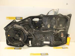 Usagé Mécanique vitre 2portes avant droite Mazda RX-8 (SE17) HP M6 Prix € 50,00 Règlement à la marge proposé par Van Gils Automotive