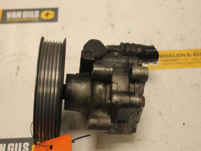 Usagé Pompe de direction Volkswagen Golf IV (1J1) 1.9 TDI 110 Prix € 60,00 Règlement à la marge proposé par Van Gils Automotive
