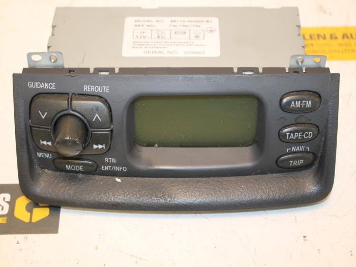 Begagnade Innerdisplay Toyota Yaris (P1) 1.0 16V VVT-i Pris € 35,00 Marginaltabell erbjuds av Van Gils Automotive