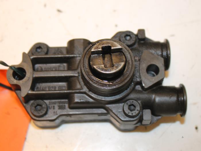 Begagnade Boosterpump Mercedes C-Klasse Pris € 65,00 Marginaltabell erbjuds av Van Gils Automotive